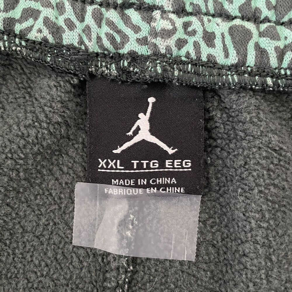 Jordan Fleece Shorts Green Abstract Print Drawstring Men Size 2XL - Picture 6 of 10